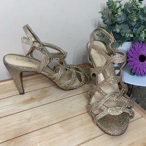 ✨ Sparkly Gold Heels ✨